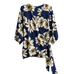 West Kei EUC Saffron Side Tie Blouse Navy Floral Size 2x